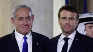 "Barbarie" au Liban, "droit de défense" à Gaza: le double discours de Macron