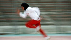 Experts de l’ONU: la France doit revenir sur l’interdiction discriminatoire du hijab dans le sport