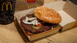 McDonald's face à une série d'infections à E. coli liées à ses hamburgers