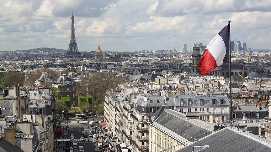 France : Le Medef "prêt à discuter" sous conditions d'une hausse d'impôts des entreprises