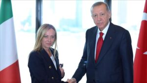 Erdogan échange sur la situation au Moyen-Orient avec Giorgia Meloni