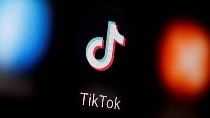 TikTok poursuivi par des familles françaises après le suicide de deux adolescents