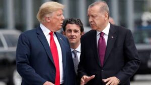 Erdogan s’entretient par téléphone avec Trump après sa victoire aux élections