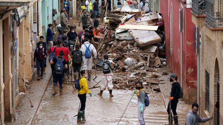 L'Espagne face aux risques sanitaires après les inondations meurtrières